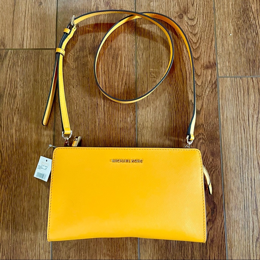 Michael Kors Leather Crossbody in Marigold